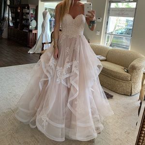 Stella York Tulle & Lace Wedding Gown